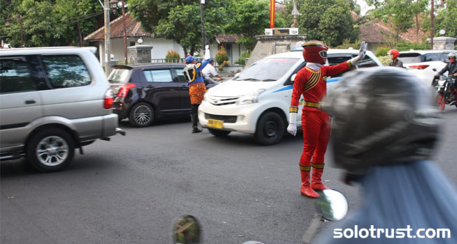Ternyata Ini Makna Superhero Ikut Atur Arus Lalu Lintas Bersama Supeltas
