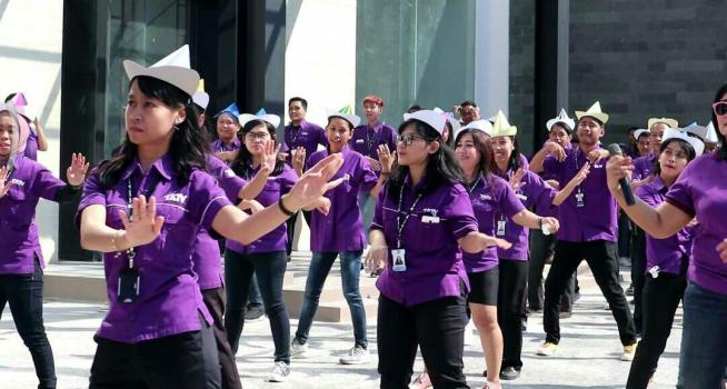 15 Tahun TATV, Direksi dan Karyawan Senam Gemu Famire  